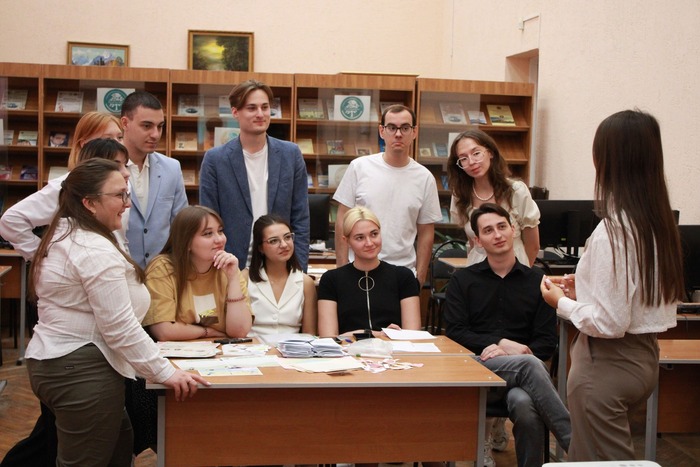 Студенческий образовательный клуб «Диалог на равных»